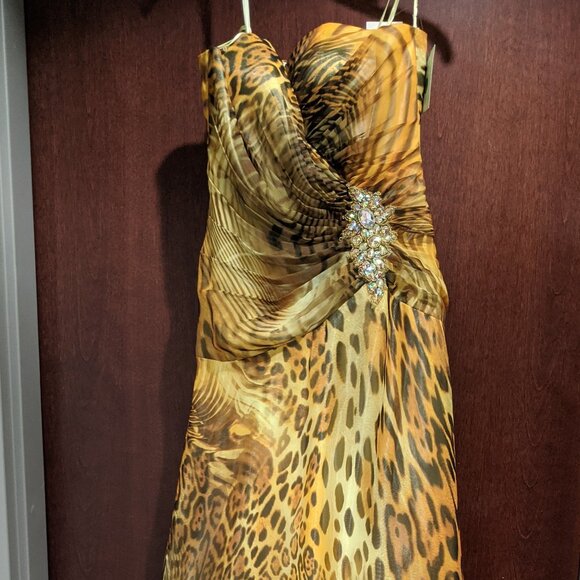 Jolie Dresses & Skirts - Jolie Prom 9549 Size 8 Leopard Prom Dress